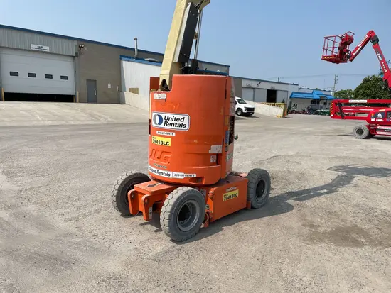 2015 JLG E300AJP Articulating Boom Lift