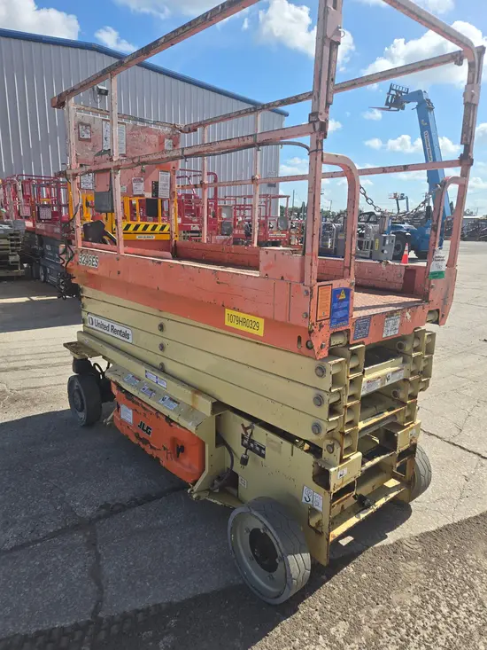 2016 JLG 3246ES Scissor Lift