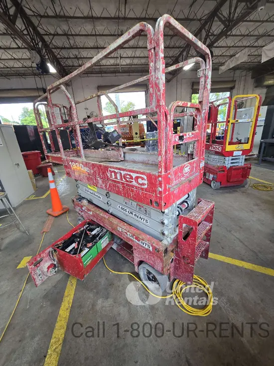 2017 MEC 1930SE Scissor Lift