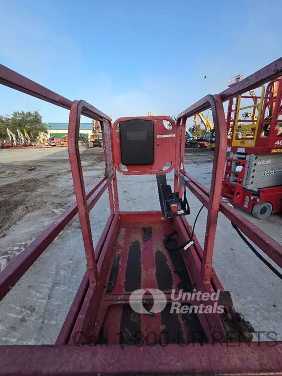 2018 MEC 1330SE Scissor Lift