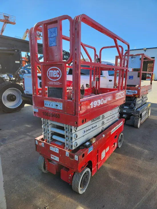 2017 MEC 1930SE Scissor Lift