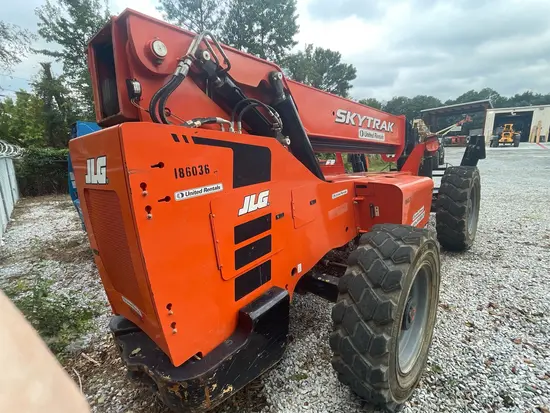 2017 SKYTRAK 10054 Forklift