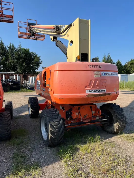 2015 JLG 800S Boom Lift