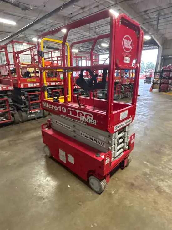 2022 MEC MICRO 19 Scissor Lift