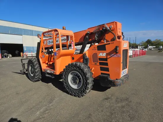 2017 SKYTRAK 6042 Forklift