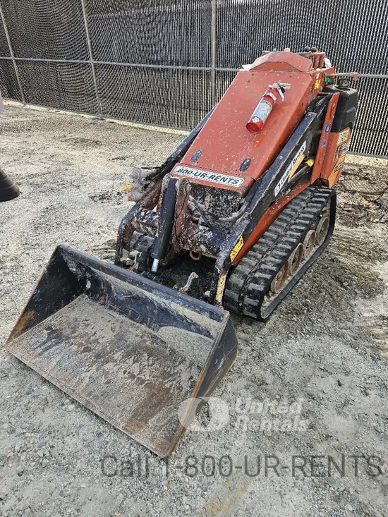 2021 Ditch Witch SK800 Track Loader