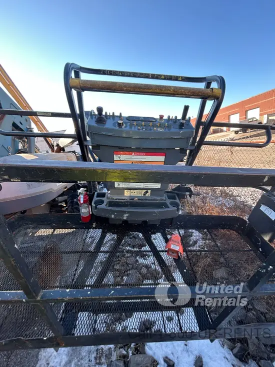 2017 JLG 800AJ Articulating Boom Lift