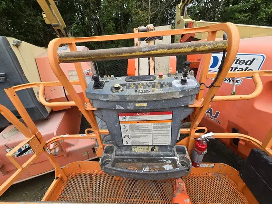 2016 JLG 450AJ Articulating Boom Lift