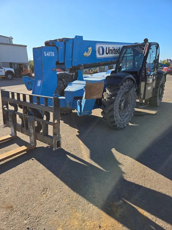 2017 Genie GTH-1056 Forklift