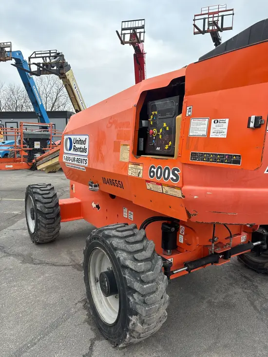 2016 JLG 600S Boom Lift