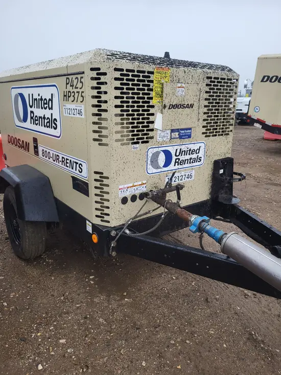 2021 Doosan P425/HP375WCUT4 Air Compressor