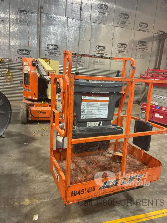 2016 JLG E300AJP Articulating Boom Lift