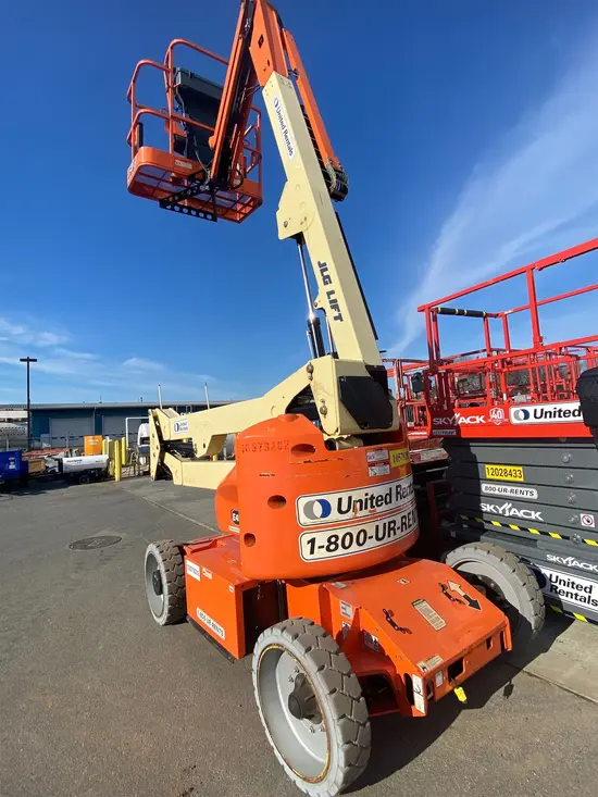 2017 JLG E450AJ Articulating Boom Lift