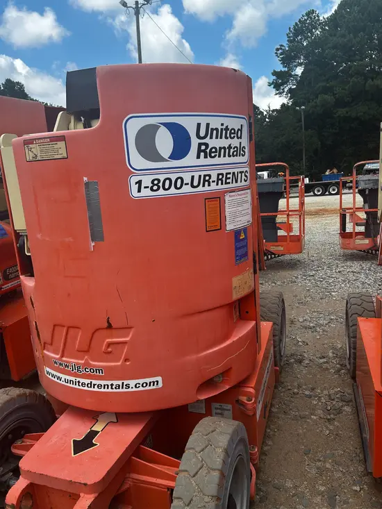 2015 JLG E300AJP Articulating Boom Lift
