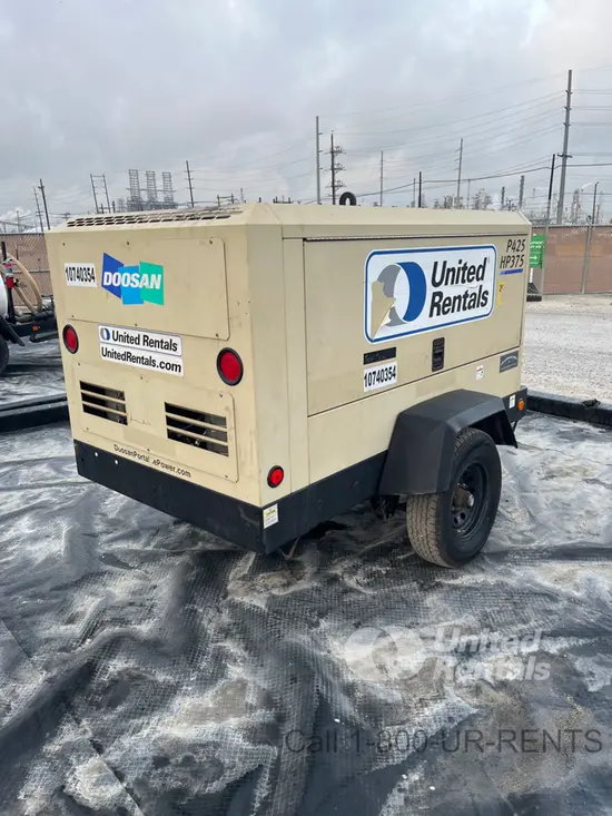 2018 Doosan P425/HP375WCUT4 Air Compressor