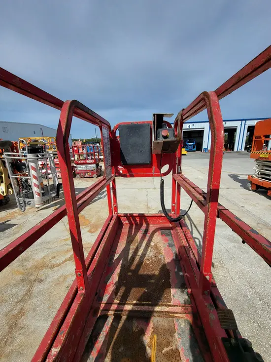 2018 MEC 1330SE Scissor Lift