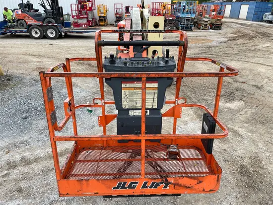 2016 JLG E450AJ Articulating Boom Lift