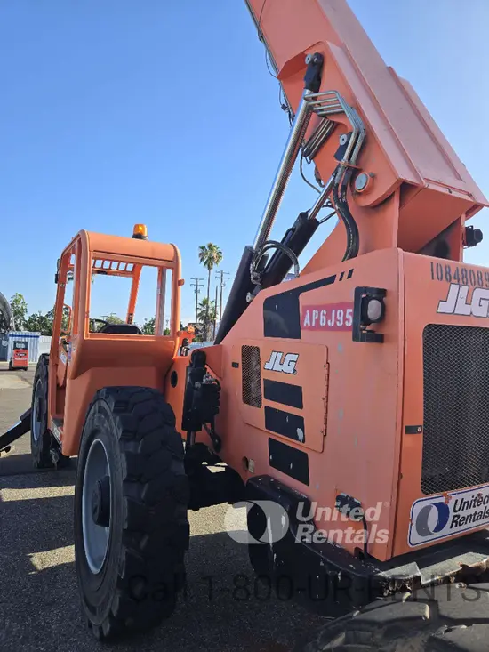 2018 SKYTRAK 10054 Forklift