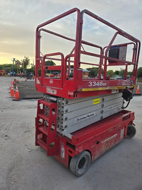 2017 MEC 3346SE Scissor Lift