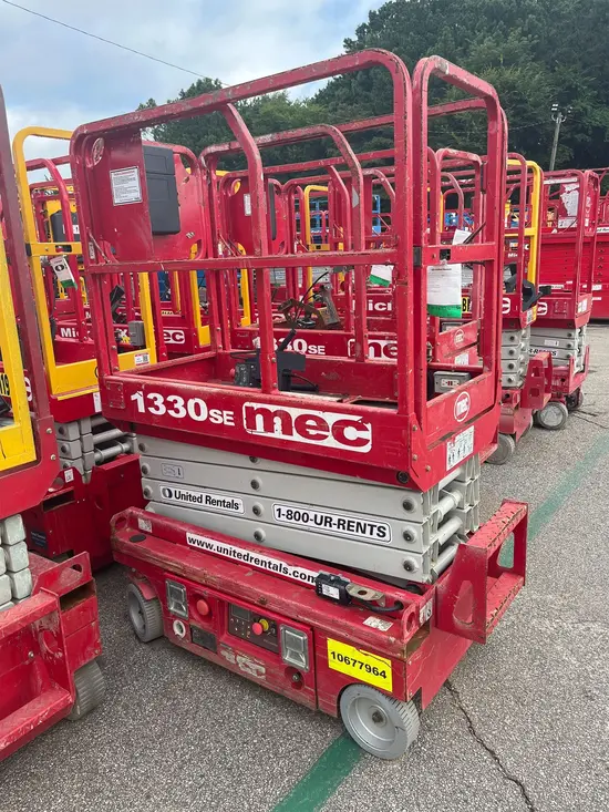 2017 MEC 1330SE Scissor Lift