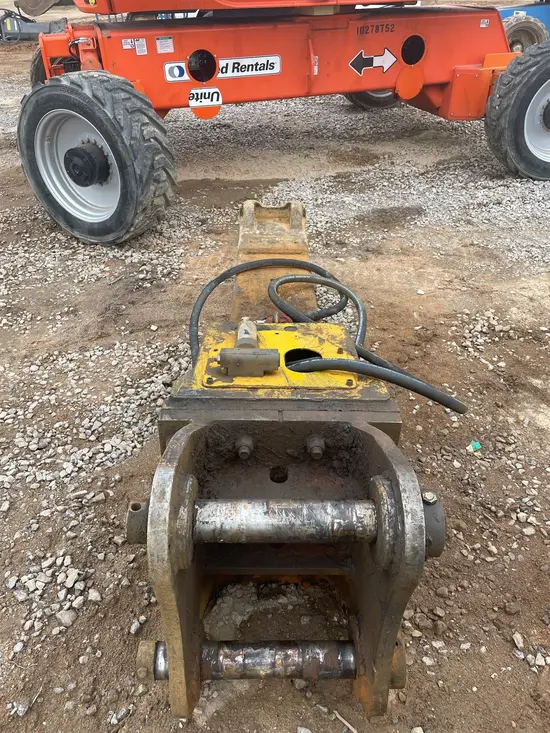 2014 Atlas Copco HB2500 Attachment
