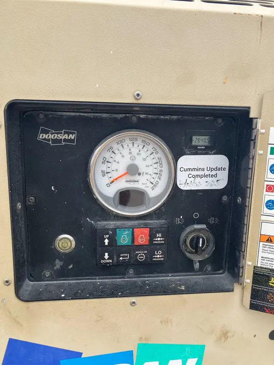 2018 Doosan P425/HP375WCUT4 Air Compressor