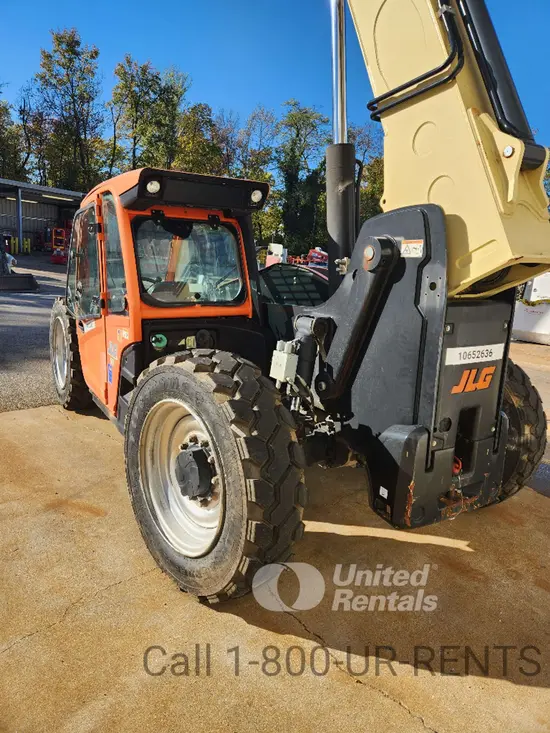 2017 JLG 742 Forklift