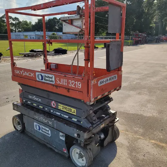 2016 Skyjack SJIII3219 Scissor Lift