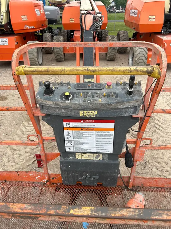 2017 JLG 660SJ Boom Lift