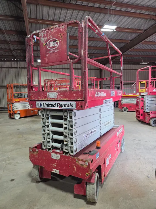 2017 MEC 4046SE Scissor Lift