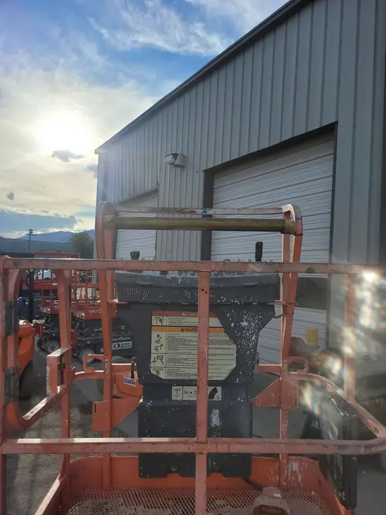 2016 JLG E300AJP Articulating Boom Lift