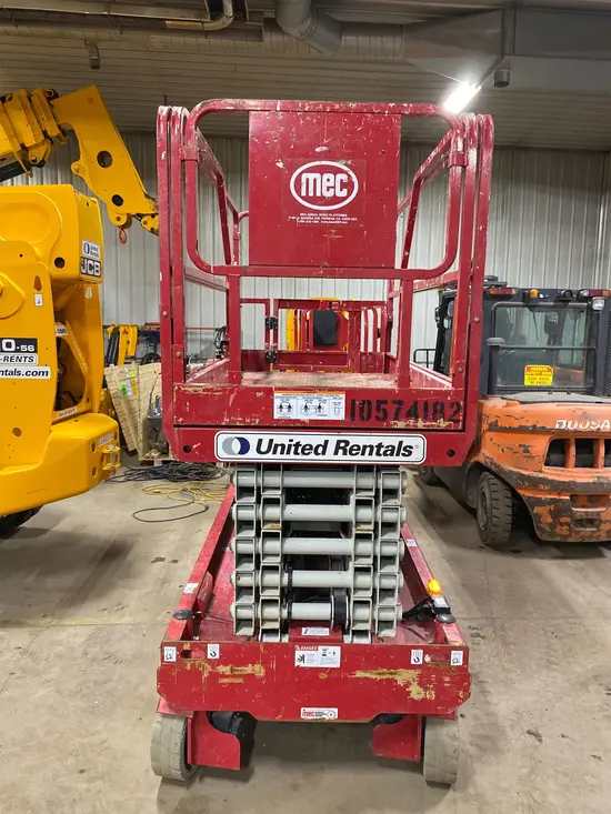 2017 MEC 4046SE Scissor Lift