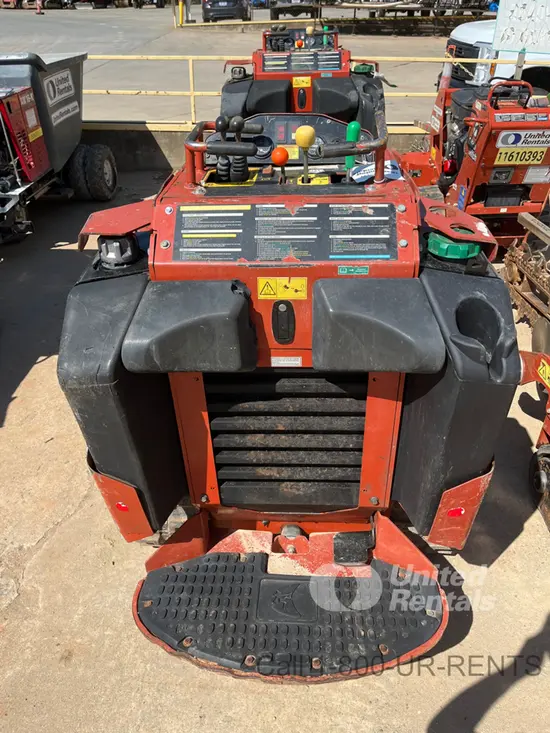 2021 Ditch Witch SK800 Track Loader
