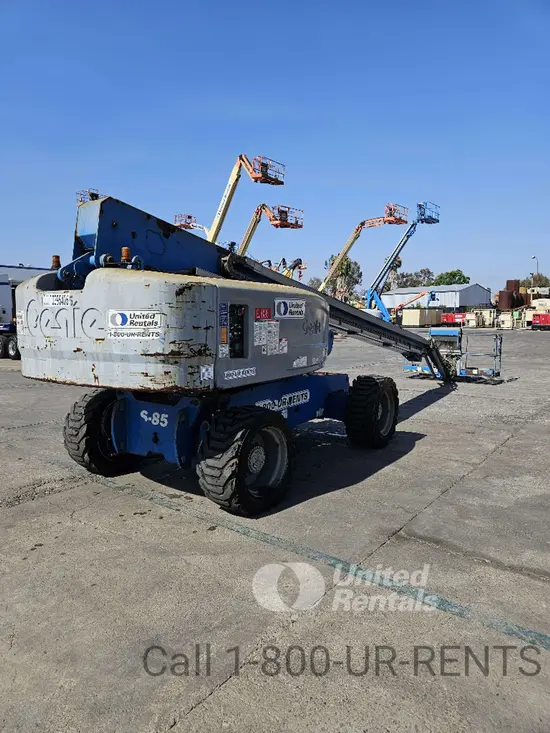2015 Genie S-85 Boom Lift