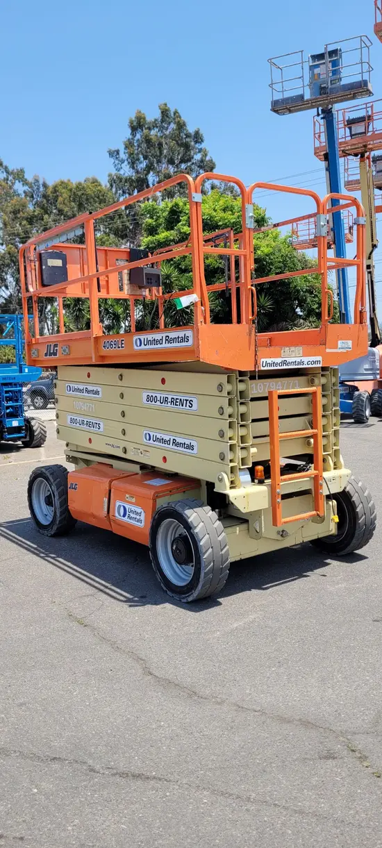 2018 JLG 4069LE Scissor Lift