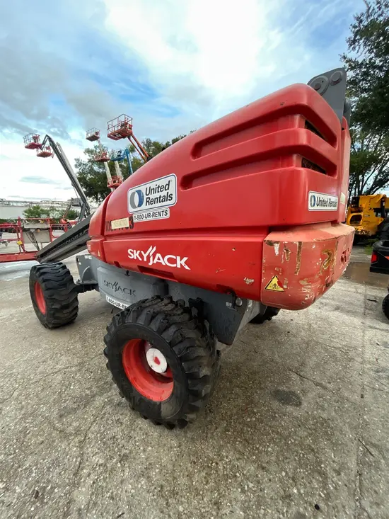 2016 Skyjack SJ61T Boom Lift