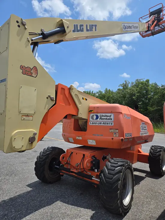 2017 JLG 800AJ Articulating Boom Lift