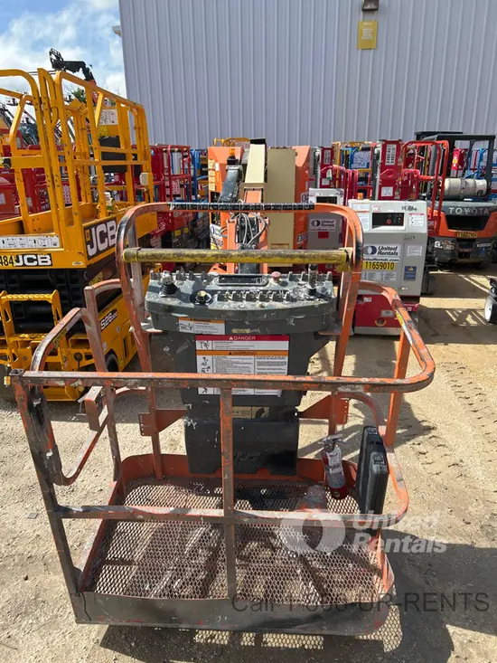 2017 JLG E300AJP Articulating Boom Lift