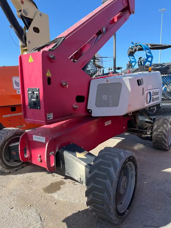 2017 MEC 60J-E Boom Lift