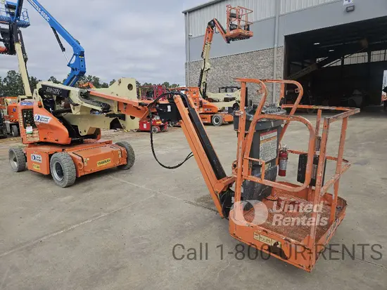2016 JLG E400AJPN Articulating Boom Lift