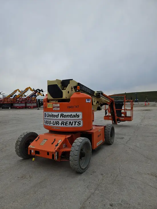 2016 JLG E450AJ Articulating Boom Lift