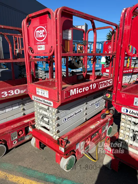 2019 MEC MICRO 19 Scissor Lift