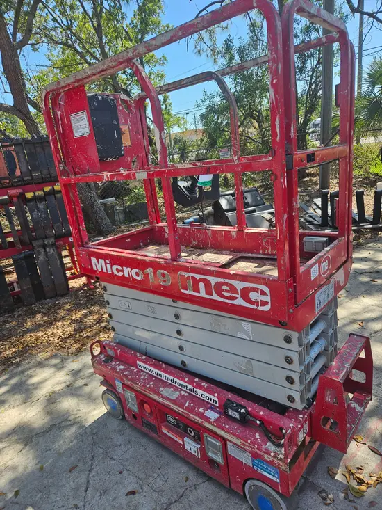 2019 Takeuchi TL10V2-R Track Loader