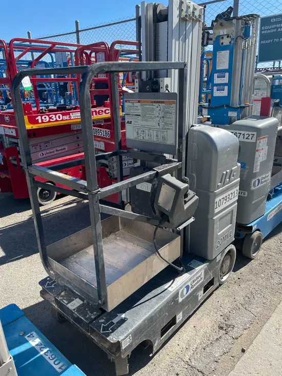 2018 JLG 20MVL Self-Propelled One-Person Lift