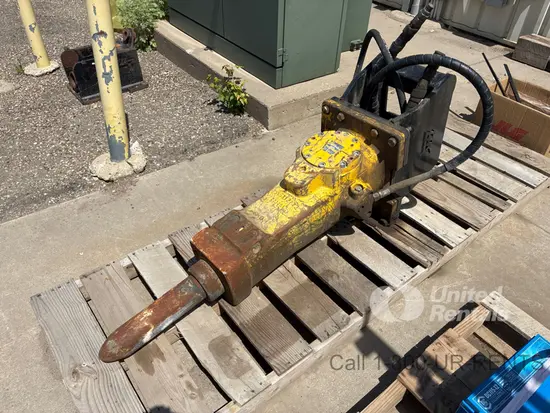 2023 Epiroc SB 452 Attachment