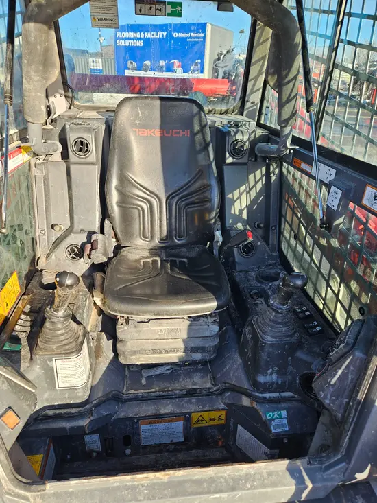 2020 Takeuchi TL12V2-CR Track Loader