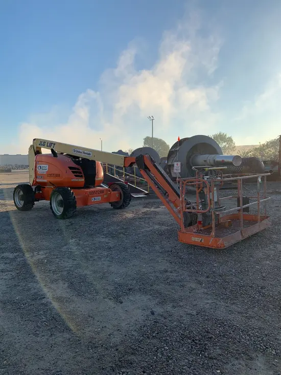 2015 JLG 600AJ Articulating Boom Lift