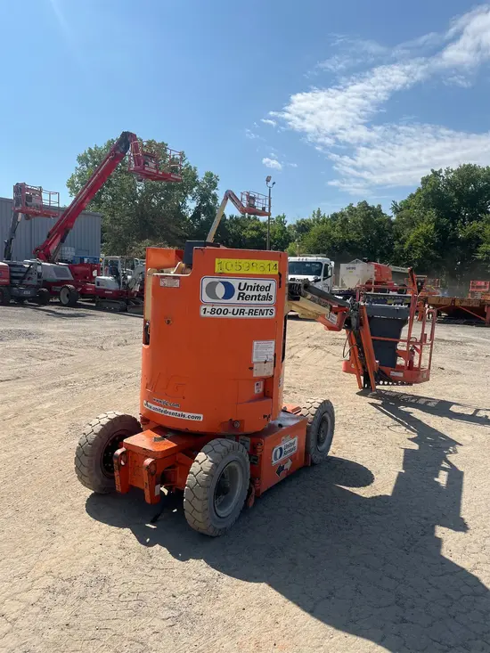 2017 JLG E300AJP Articulating Boom Lift