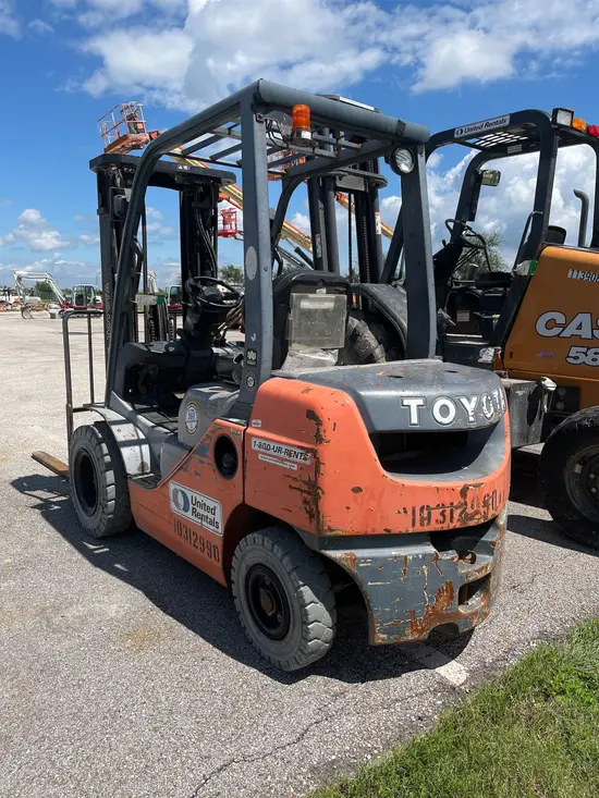 2014 Toyota 8FDU25 Forklift