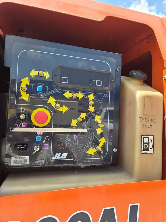 2017 JLG 800AJ Articulating Boom Lift